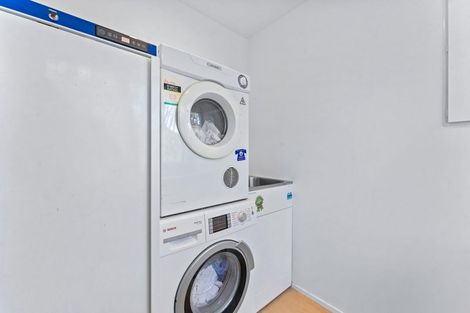 Photo of property in 6 Wendy Hood Way, Snells Beach, 0920