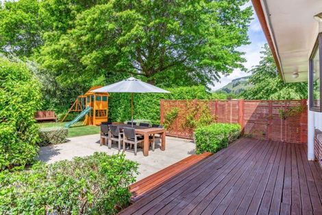 Photo of property in 12 Remuera Avenue, Cashmere, Christchurch, 8022