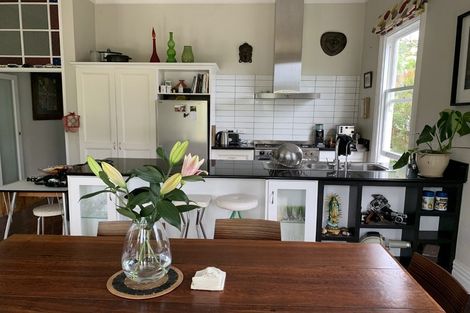 Photo of property in 86 Clyde Street, Island Bay, Wellington, 6023