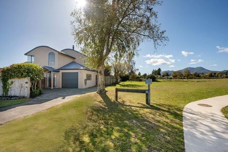 Photo of property in 2/16 Aubrey Crescent, Rainbow Point, Taupo, 3330