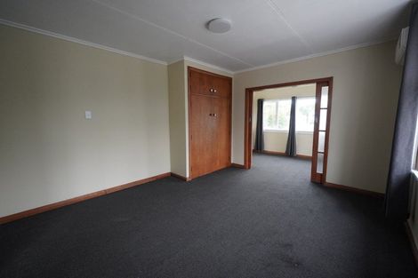 Photo of property in 330 Featherston Street, Palmerston North, 4414