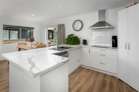 Photo of property in 8 Sandy Place, Waihi Beach, 3611