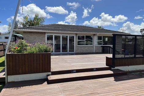 Photo of property in 41 Thornlow Street, Glendene, Auckland, 0602