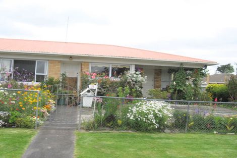 Photo of property in 1/11 Royston Street, Rosehill, Papakura, 2113