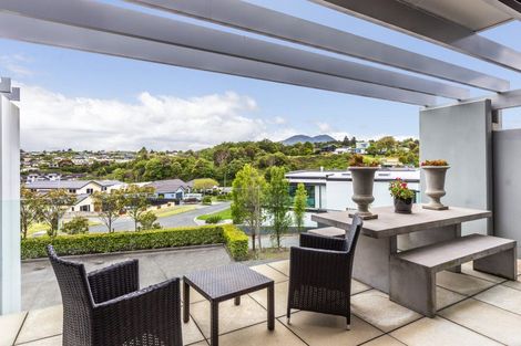 Photo of property in 4/5 The Moorings, Two Mile Bay, Taupo, 3330