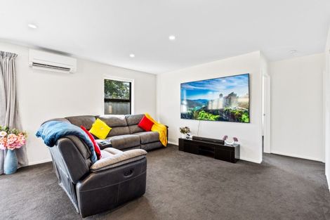 Photo of property in 100 Hagart-alexander Drive, Mosgiel, 9024