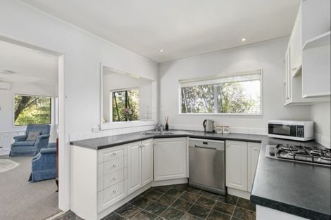 Photo of property in 10 Evan Street, Belmont, Auckland, 0622