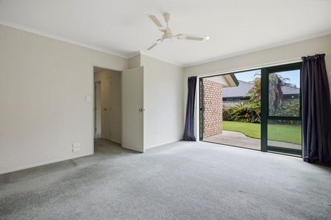Photo of property in 4 Saltwood Lane, Bethlehem, Tauranga, 3110