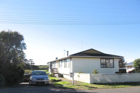 Photo of property in 44 Lupin Road, Otaki, 5512