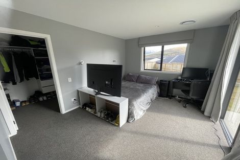 Photo of property in 18 Coopworth Road, Jacks Point, 9371