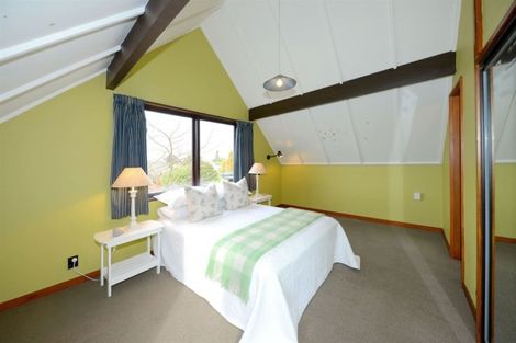 Photo of property in 6 Frith Place, Burnside, Christchurch, 8053