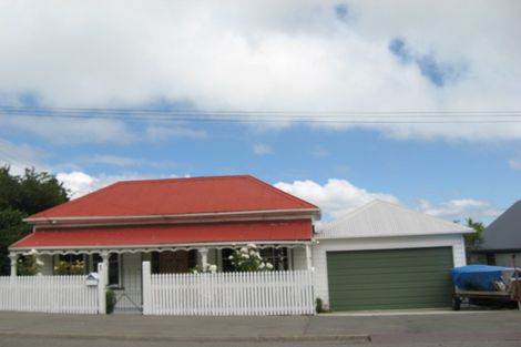Photo of property in 1 Exeter Street, Lyttelton, 8082