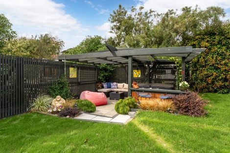 Photo of property in 4 Langwell Place, Papakowhai, Porirua, 5024