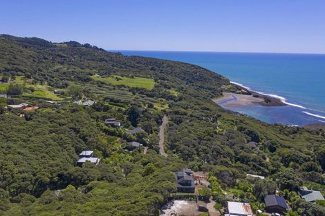 Photo of property in 27a Whaanga Road, Raglan, 3297