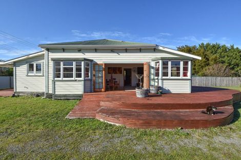 Photo of property in 24 Hilton Road, Carterton, 5713