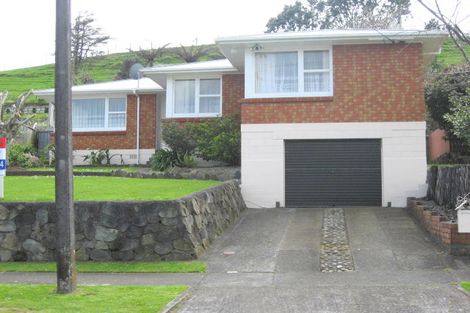 Photo of property in 9 Clearmont Crescent, Blagdon, New Plymouth, 4310