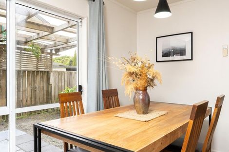 Photo of property in 20 Kentwood Drive, Woodridge, Wellington, 6037