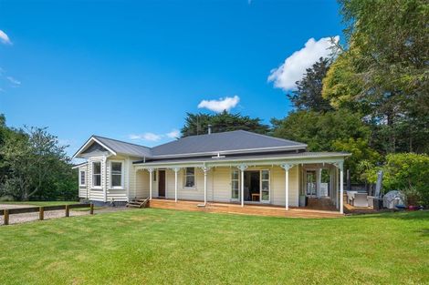 Photo of property in 17 Mudgeways Road, Massey, Auckland, 0614