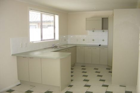 Photo of property in 15 Shankill Place, East Tamaki, Auckland, 2013