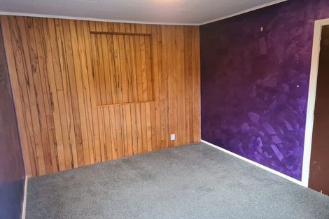 Photo of property in 46 Pinehaven Road, Pinehaven, Upper Hutt, 5019