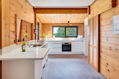 Photo of property in 124b Sandspit Road, Shelly Park, Auckland, 2014