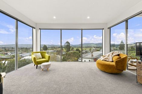 Photo of property in 32 Paterson Road, Mosgiel, 9092