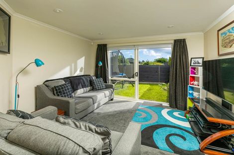 Photo of property in 7 Thomas Hamer Place, Greenhithe, Auckland, 0632