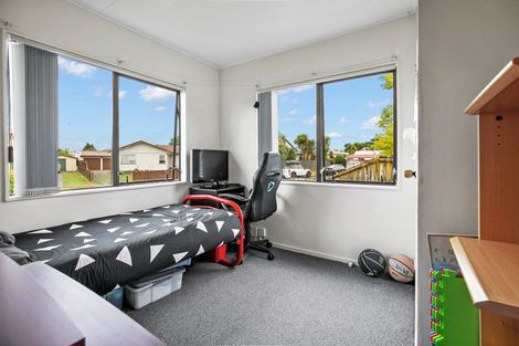 Photo of property in 12 Kentucky Crescent, Nawton, Hamilton, 3200