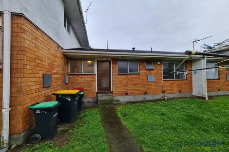 Photo of property in 2/7 Division Street, Riccarton, Christchurch, 8041