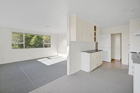 Photo of property in 5d Bromley Place, Westown, New Plymouth, 4310