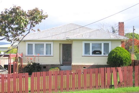 Photo of property in 69a View Road, Henderson, Auckland, 0612