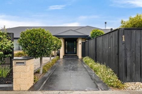 Photo of property in 1 Riverside Lane, Spencerville, Christchurch, 8083