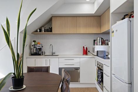 Photo of property in 2/9 Bolton Avenue, Spreydon, Christchurch, 8024