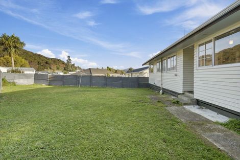 Photo of property in 1 Bunratty Grove, Wainuiomata, Lower Hutt, 5014