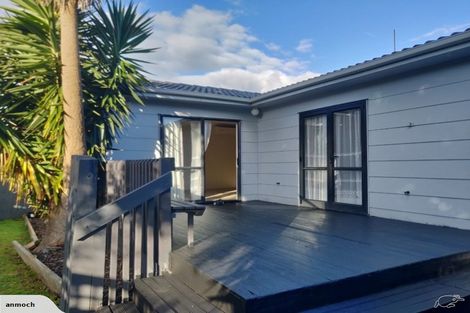 Photo of property in 2/111 Victoria Street, Onehunga, Auckland, 1061