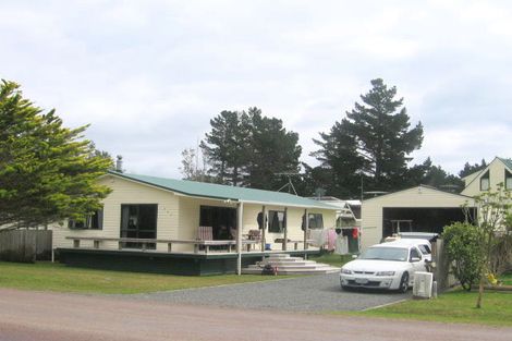 Photo of property in 220 Matarangi Drive, Matarangi, Whitianga, 3592