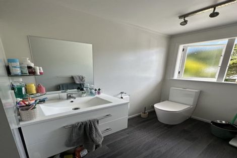 Photo of property in 336 Karori Road, Karori, Wellington, 6012