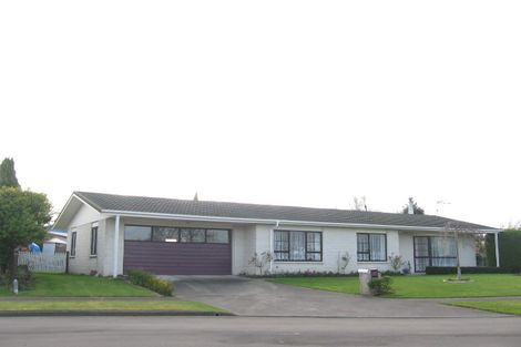 Photo of property in 2 Higgin Place, Feilding, 4702