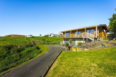 Photo of property in 17e Nelson Street, Helensville, 0800