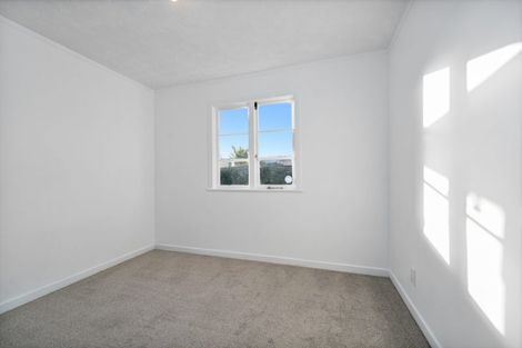 Photo of property in 2/22 Ranui Station Road, Ranui, Auckland, 0612