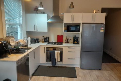 Photo of property in 48-50 Porritt Avenue, Mount Victoria, Wellington, 6011