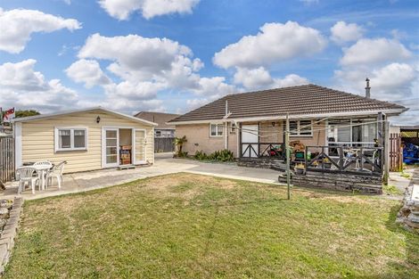 Photo of property in 6 Soberton Street, Aranui, Christchurch, 8061