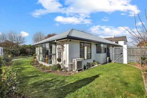 Photo of property in 21 Mona Square, Ashburton, 7700