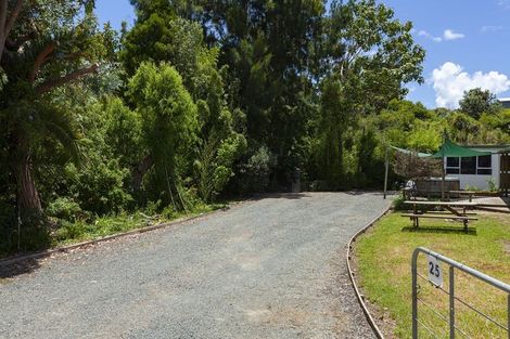 Photo of property in 25 Paradise Road, Coopers Beach, 0420
