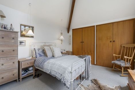 Photo of property in 11 Cannon Street, Westown, New Plymouth, 4310