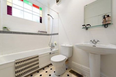 Photo of property in 57 Central Terrace, Kelburn, Wellington, 6012