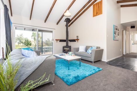 Photo of property in 22 Wallis Road, Kaiti, Gisborne, 4010