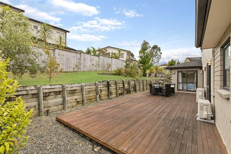 Photo of property in 99 Laurel Oak Drive, Schnapper Rock, Auckland, 0632