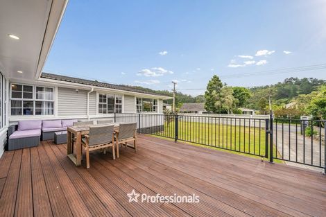 Photo of property in 373 Stokes Valley Road, Stokes Valley, Lower Hutt, 5019