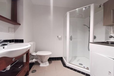 Photo of property in 52c Hawker Street, Mount Victoria, Wellington, 6011